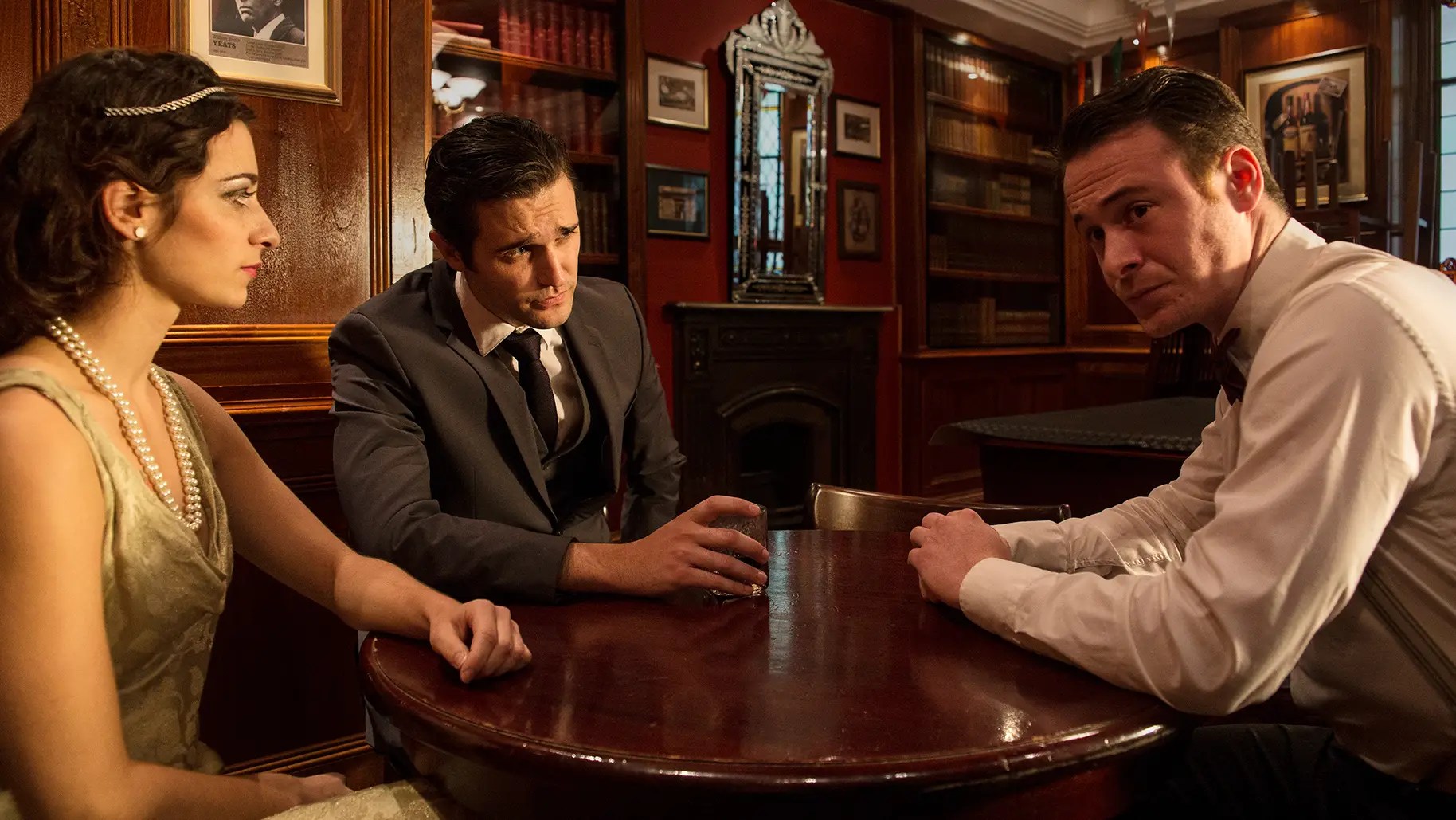 Photographe graphiste Lyon, portrait, mode, culinaire, produit
