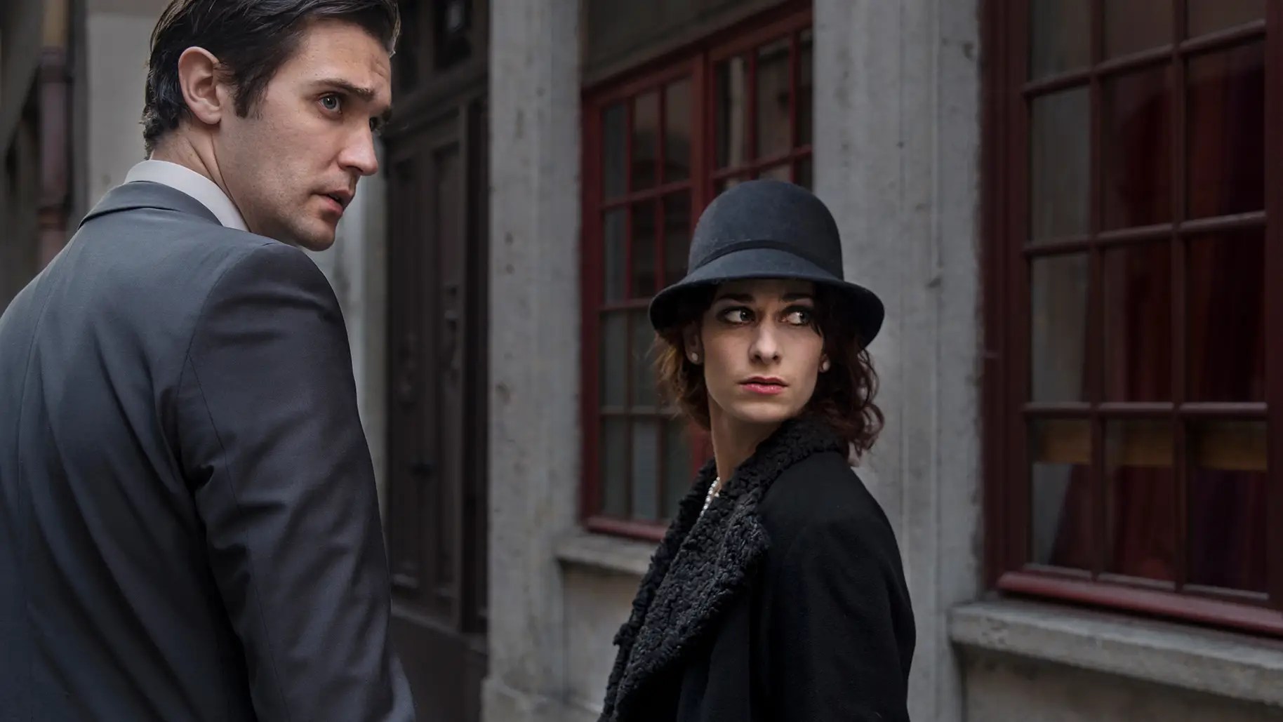 Photographe graphiste Lyon, portrait, mode, culinaire, produit
