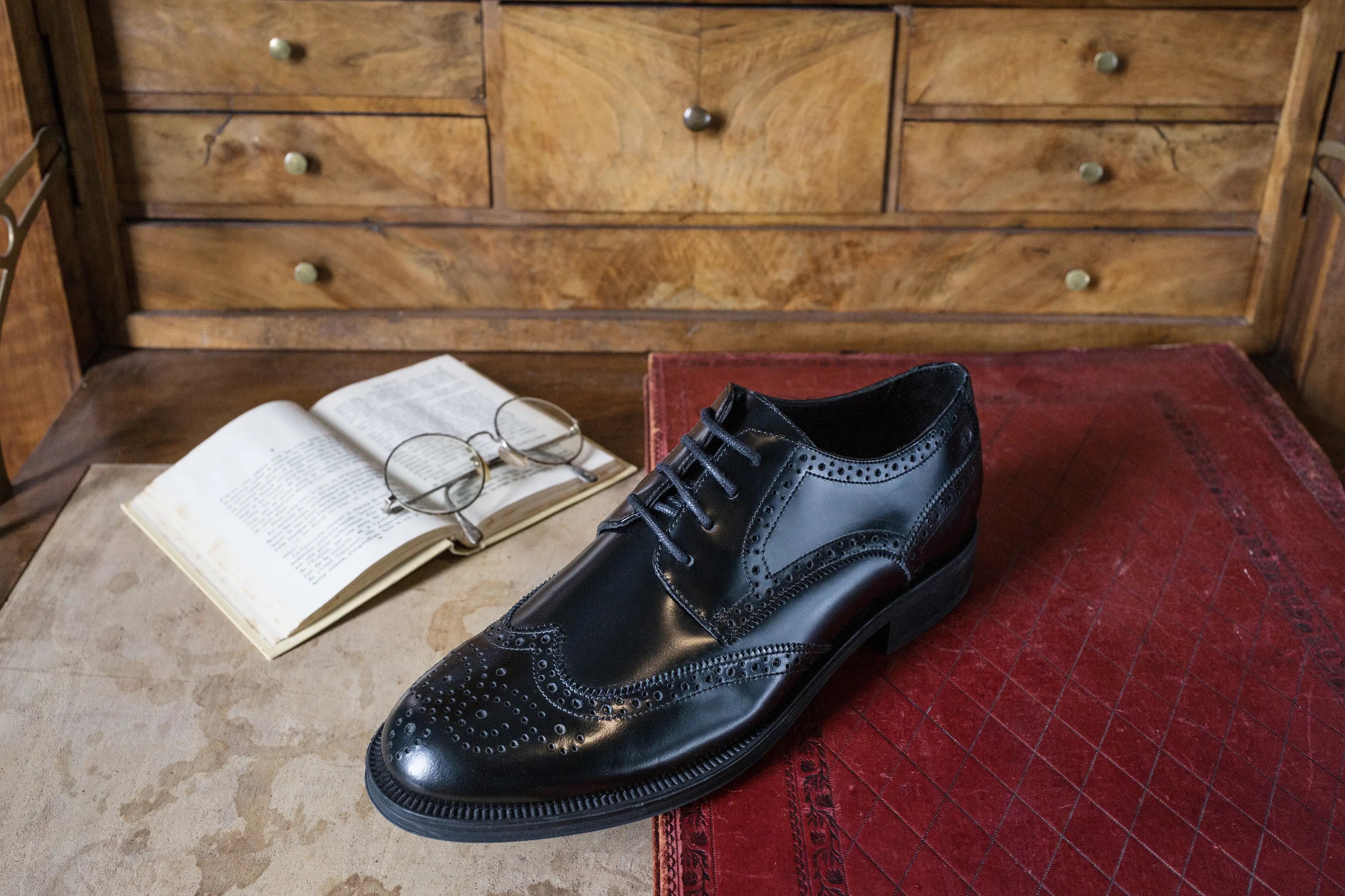 Photographe produit objet Lyon, shooting extérieur studio