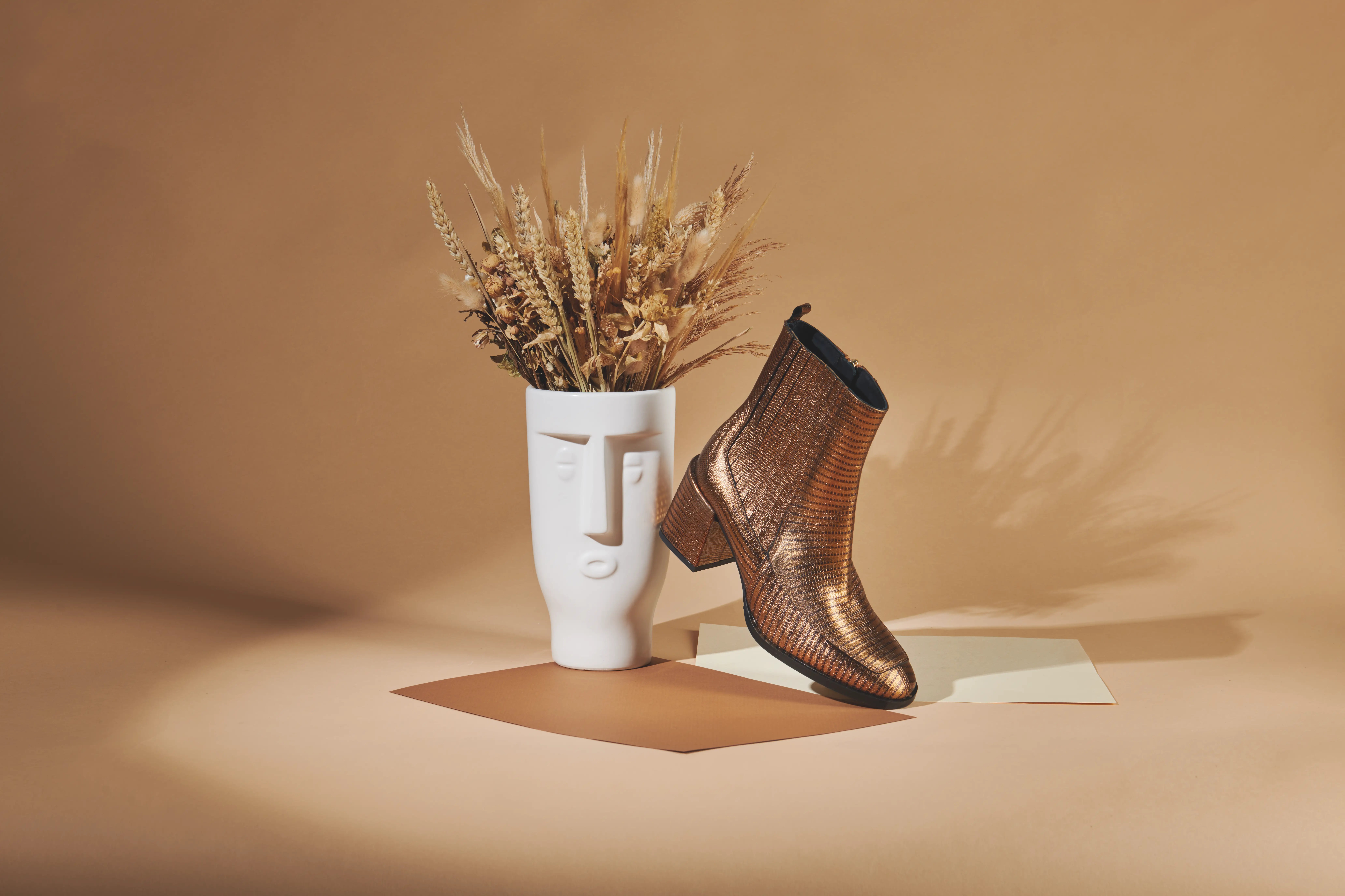 Photographe produit objet Lyon, shooting extérieur studio