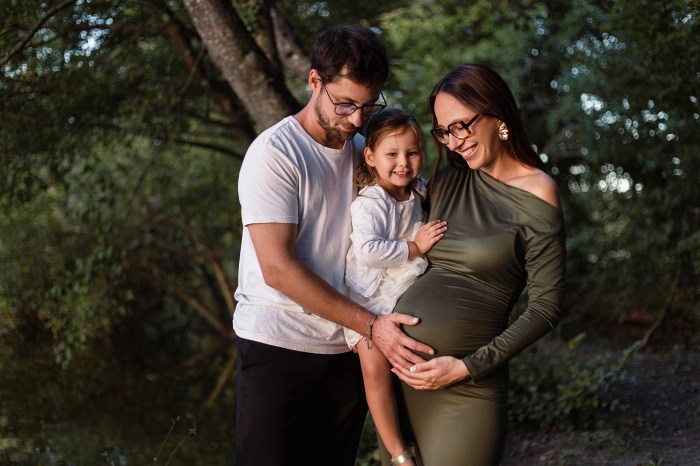 photo grossesse famille professionnelle à Lyon et Isère