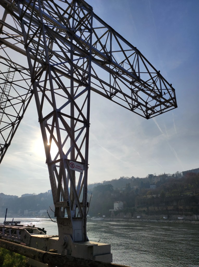 Photographe portrait professionnel Lyon, shooting extérieur, studio